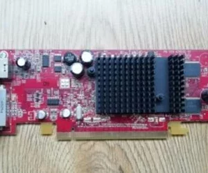 ATI Radeon X600 SE 109-A26000-01 Top-quality Free UK shipping