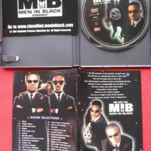 Men In Black. Will Smith & Tommy Lee Jones 2000 DVD Top-quality