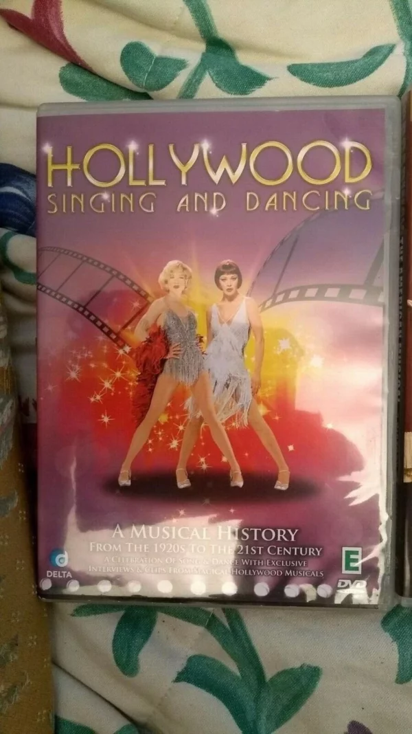 Hollywood Singing and Dancing 2008 New DVD Top-quality Free UK shipping