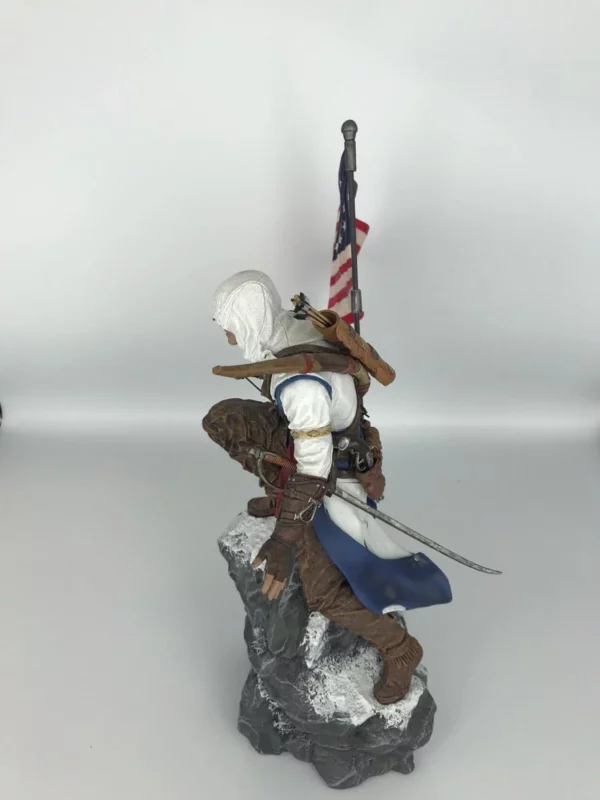 Assassin's Creed III Freedom Edition Statue Connor Kenway with Flag Top-quality