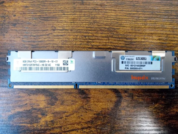 Hynix HMT31GR7BFR4C PC3-10600R 8GB Top-quality Free UK shipping