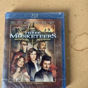 THE THREE MUSKETEERS Logan Lerman Blu-ray Top-quality Free UK shipping