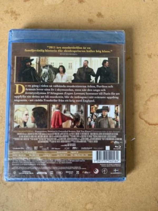 THE THREE MUSKETEERS Logan Lerman Blu-ray Top-quality Free UK shipping