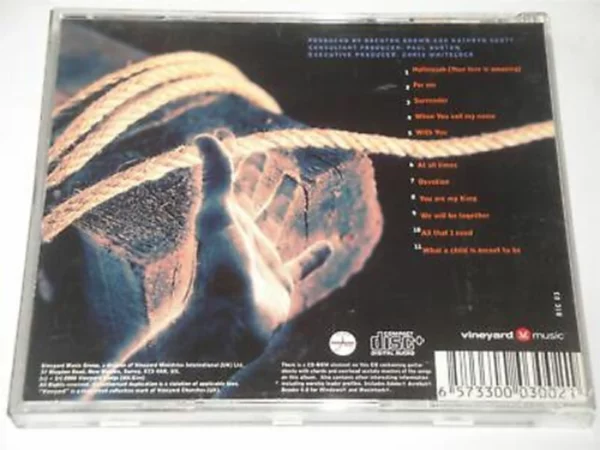 Surrender Blandade Artister 2000 CD Top-quality Free UK shipping