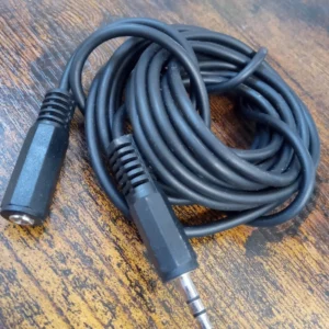 3.5mm Stereo Jack Plug to 3.5mm Stereo Jack Socket