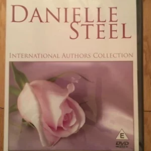 DANIELLE STEEL BETWEEN THE COVERS