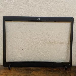 HP Compaq Presario 6720S Laptop LCD Bezel