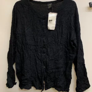 HerStyle Black Button Up Top
