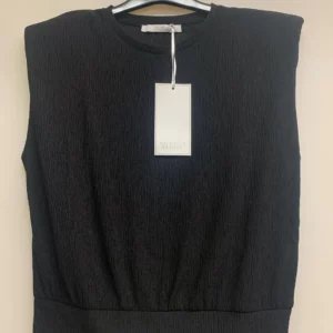 Michelle Keegan Black Top Size 10