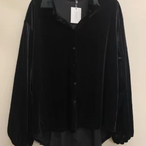 TAMSY Black Velvet Long Sleeve Top