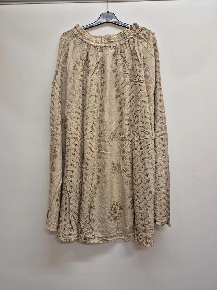Skirt and Blouse Set - Image 3